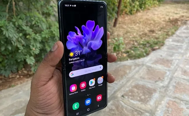 بررسی گلکسی زد فلیپ سامسونگ | Galaxy Z Flip