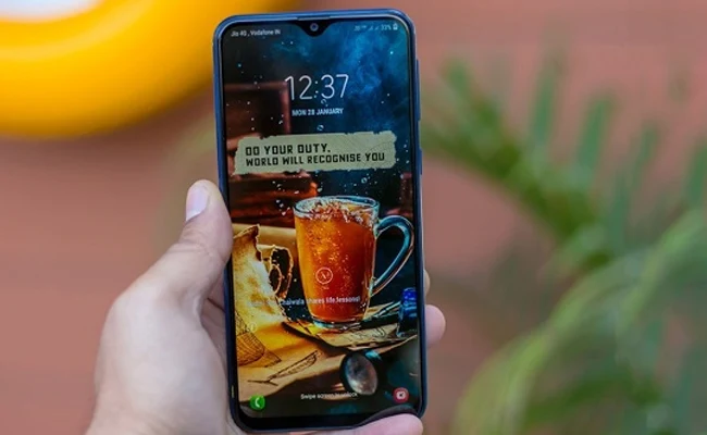 مقایسه Y7 Prime 2019 با گلکسی M10