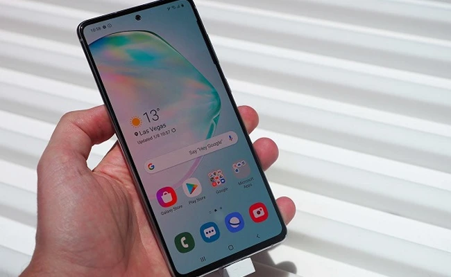 نقد و بررسی گلکسی نوت 10 لایت