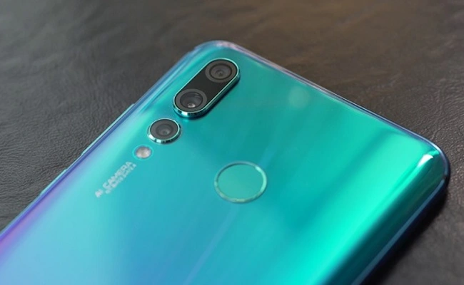 بررسی Huawei Nova 4 بررسی Huawei Nova 4