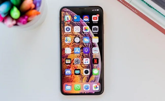 مقایسه وان پلاس 7 پرو با آیفون XS Max اپل