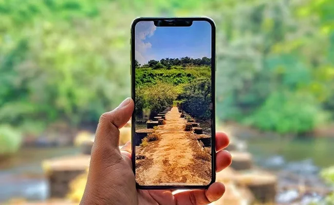 مقایسه وان پلاس 7 پرو با آیفون XS Max اپل