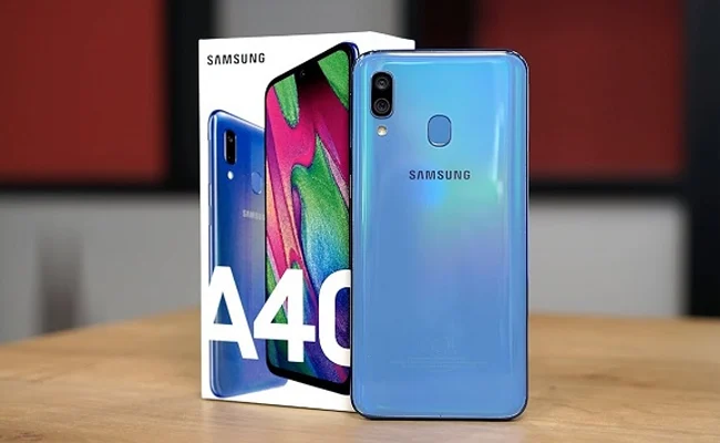 بررسی گلکسی A40 سامسونگ