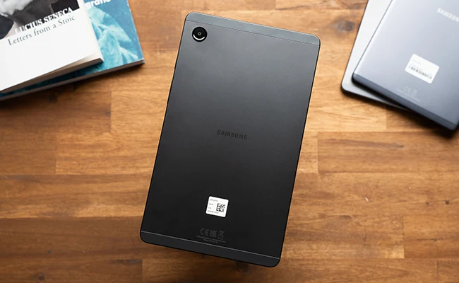 نمای دوربین تبلت سامسونگ Galaxy Tab A9 8.7 LTE SM-X115 با ظرفیت ۱۲۸ گیگابایت
