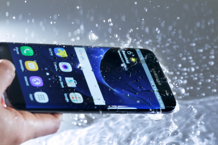 معرفی گلکسی S7 و S7 Edge به همراه یک دوربین 360 درجه
