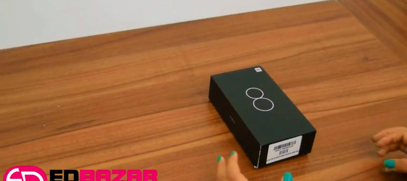 نقد و بررسی ویدیوئی Xiaomi Mi 8