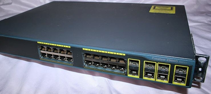 نقد و بررسی سوئیچ شبکه Cisco WS-C2960G-24TC-L : کاربردی و باصرفه